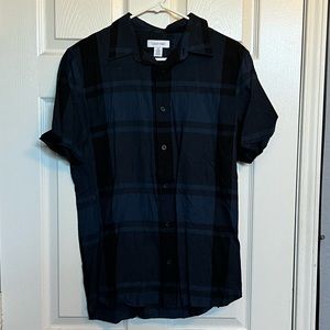Calvin Klein blue/black short sleeve button up
